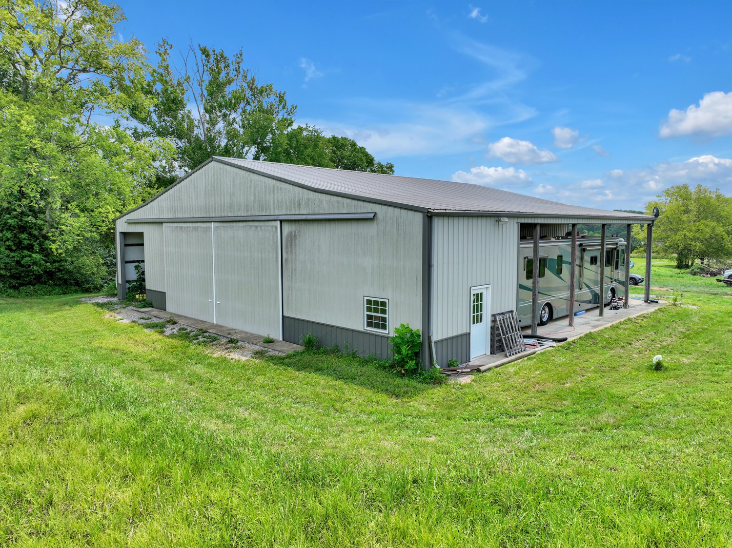 197 B Bugg Hollow Road Cottontown, TN 37048 - Photo 6 of 26 Gallery Image 6