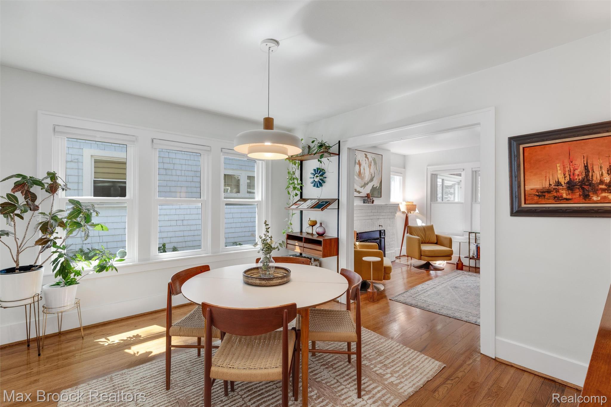 44 Kensington Boulevard Pleasant Ridge, MI 48069 - Photo 10 of 45 Dining Room view to Living Room