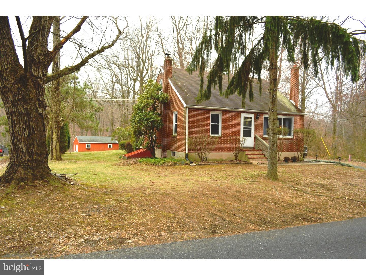 191 Sunset Hill Road Boyertown, PA 19512 - Photo 4 of 23 Exterior Side