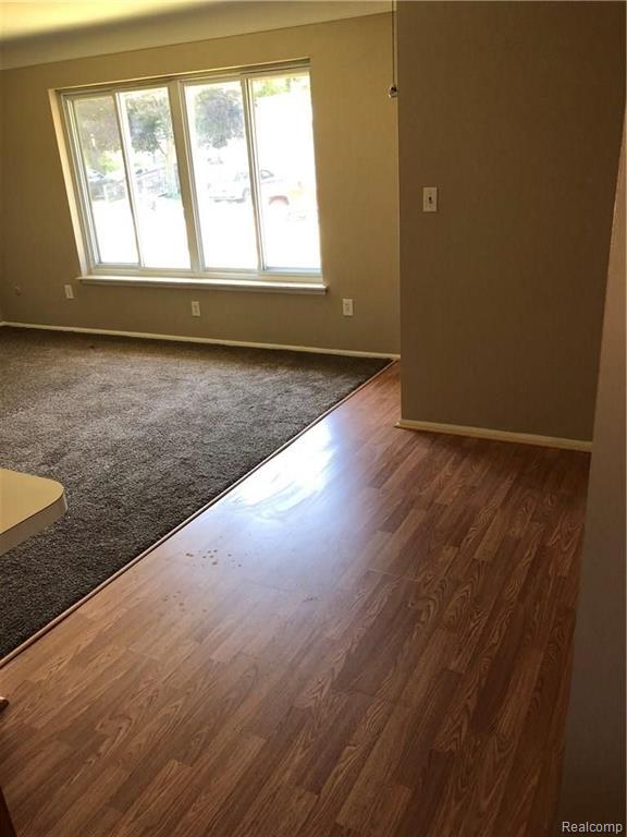 2103 Rome Avenue Warren, MI 48091 - Photo 5 of 13