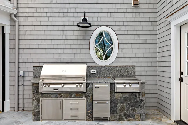 $6,888,000 | 19 Walkerwoods Drive, Harwich, MA 02645