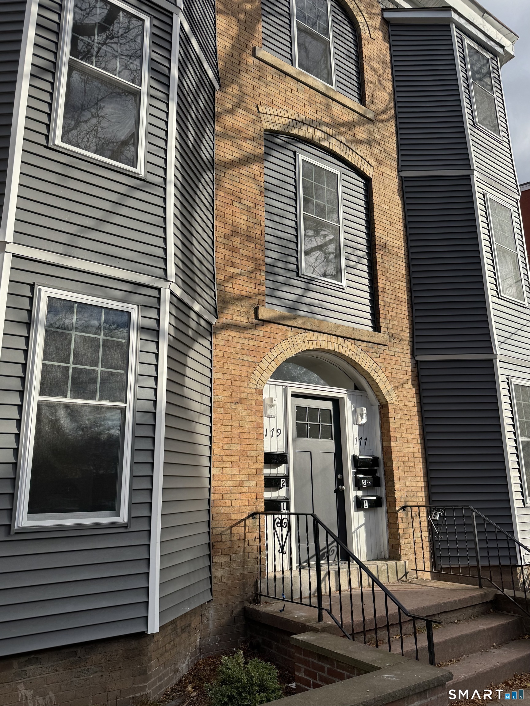 177 Chestnut Street, Unit 2L New Haven, CT 06511 - Photo 1 of 1