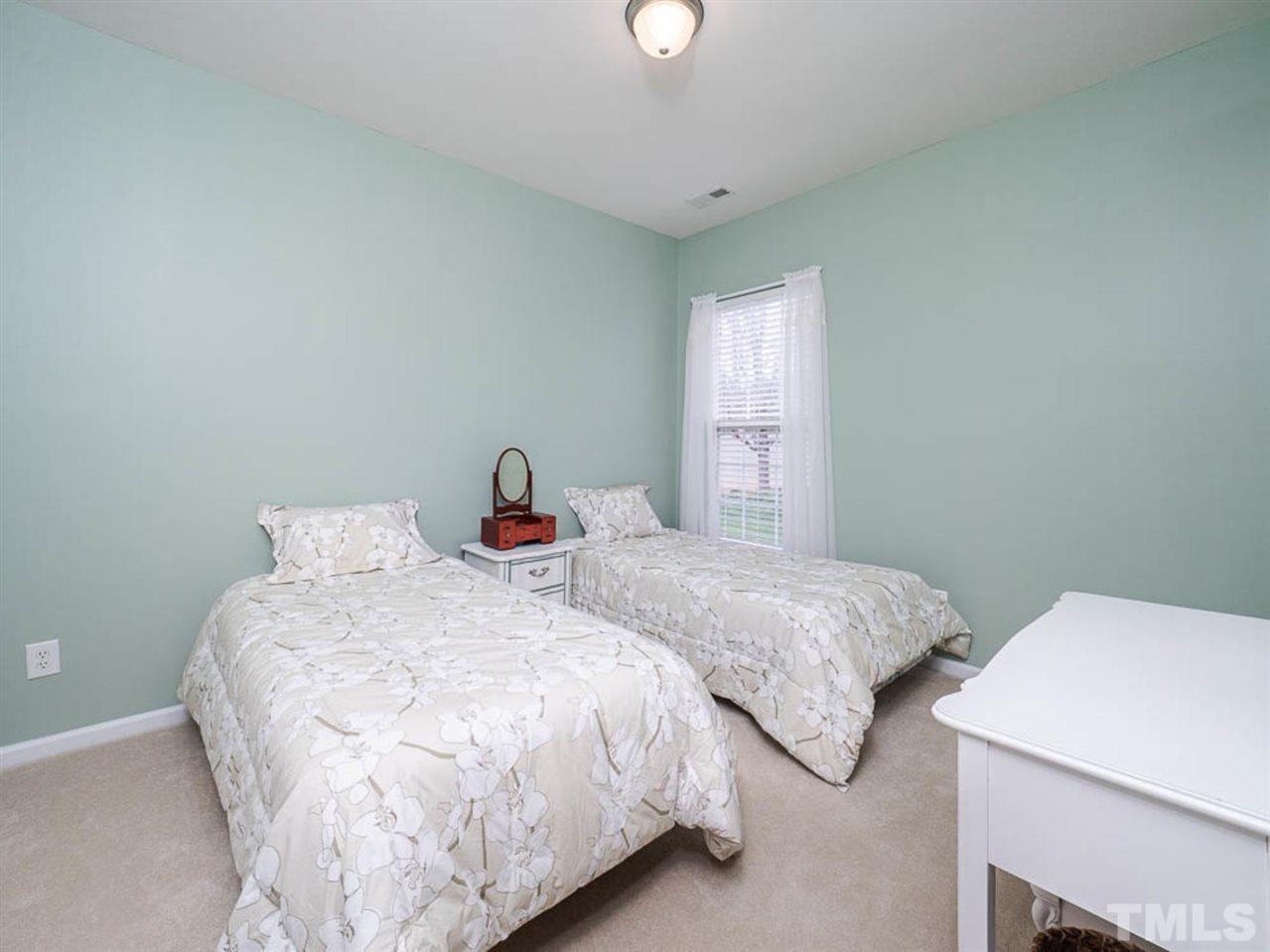 8202 Shadow Stone Court Raleigh, NC 27613 - Photo 15 of 22