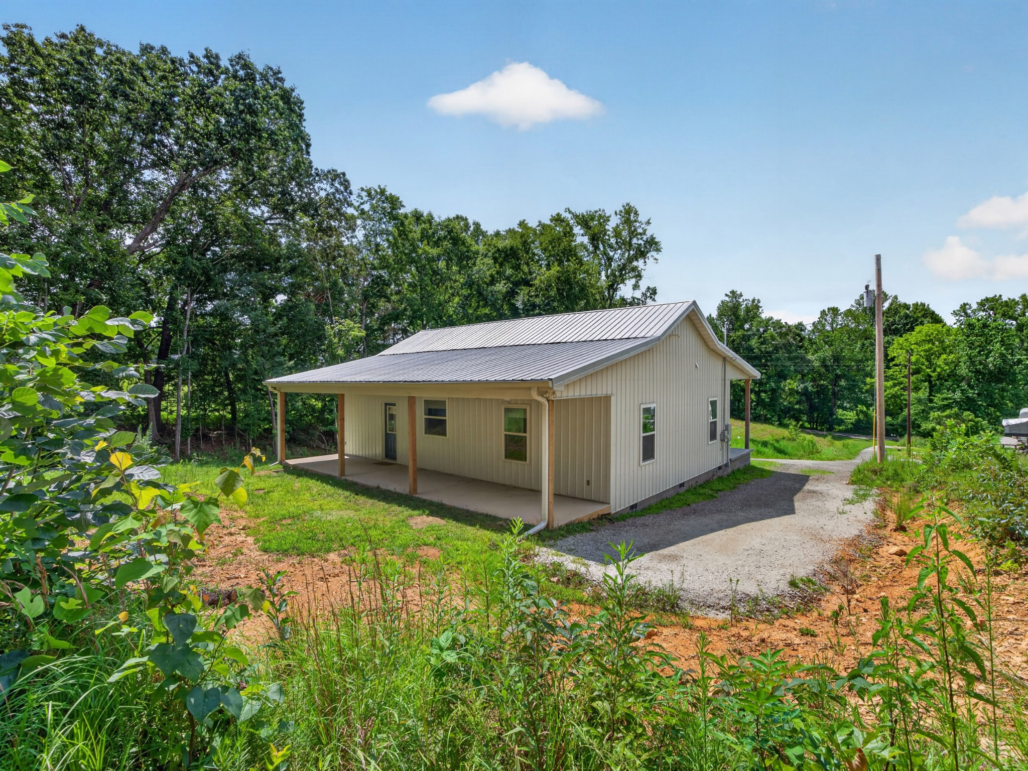 1047 Old County House Road Charlotte, TN 37036 - Photo 28 of 35 Gallery Image 28