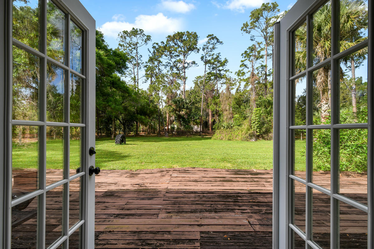17427 Jupiter Farms Road Jupiter, FL 33478 - Photo 12 of 59 DSC_8811