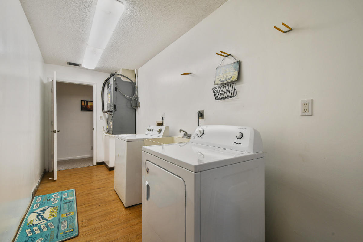 17427 Jupiter Farms Road Jupiter, FL 33478 - Photo 16 of 59 DSC_8873