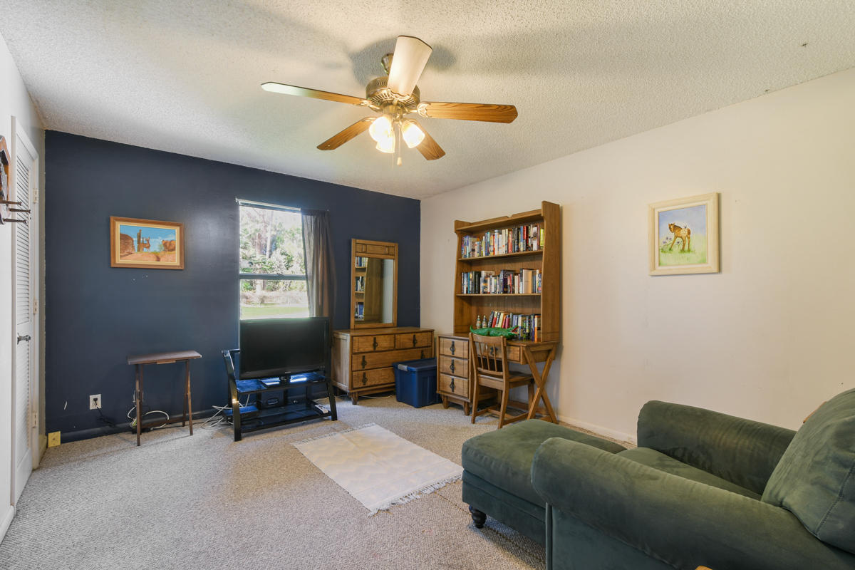 17427 Jupiter Farms Road Jupiter, FL 33478 - Photo 23 of 59 DSC_8900
