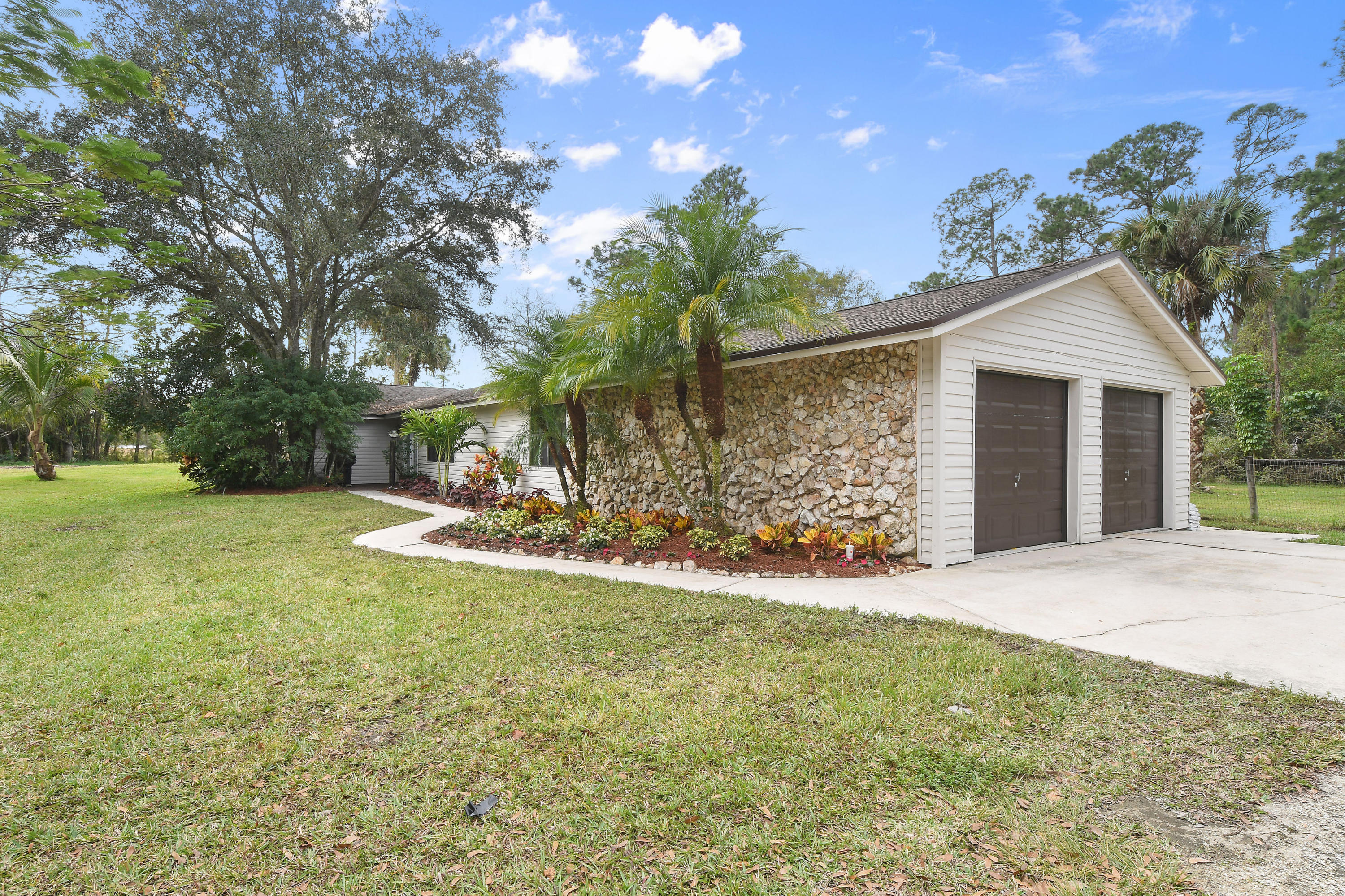 17427 Jupiter Farms Road Jupiter, FL 33478 - Photo 36 of 59 17427JupiterFarmdRoad2021(4)