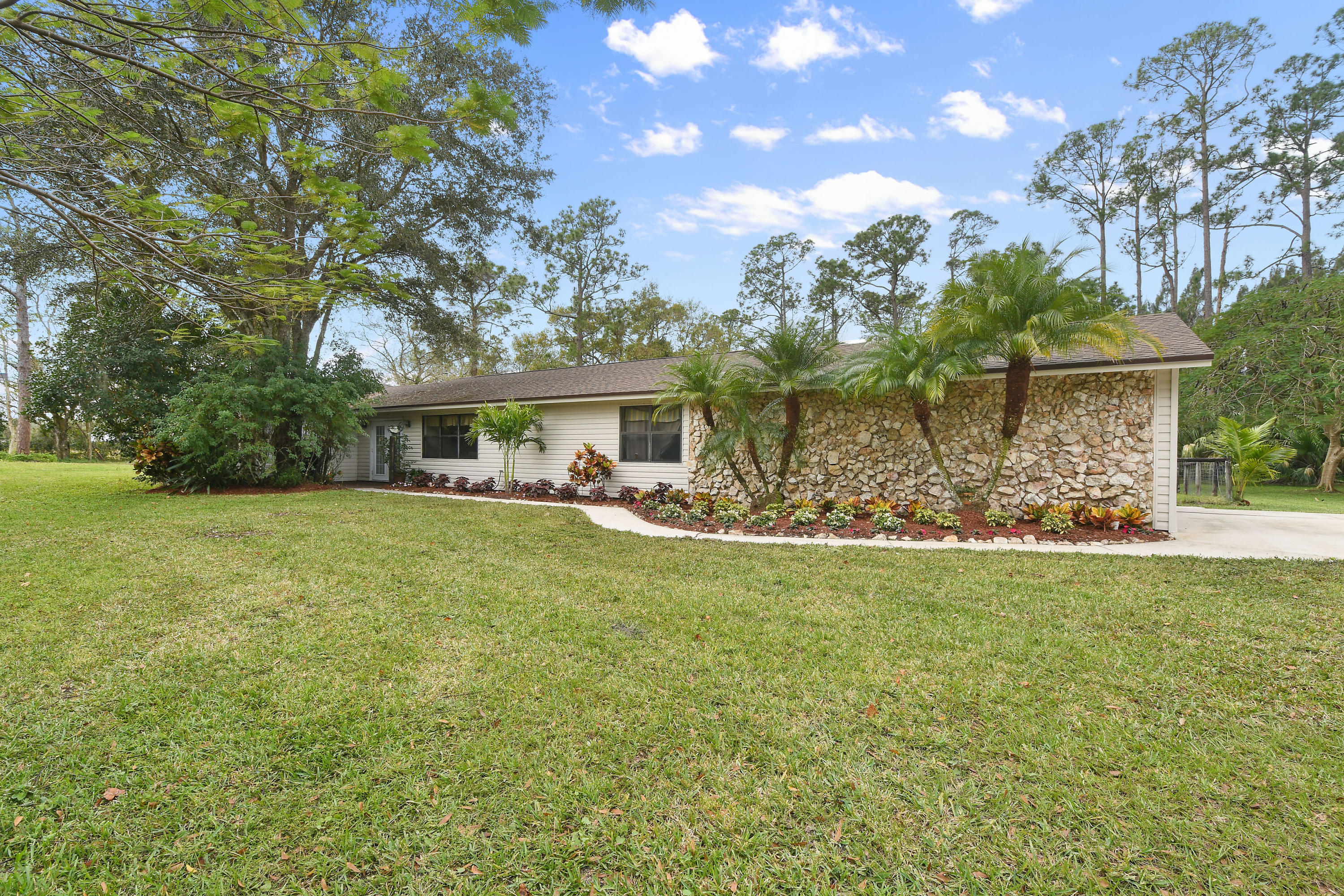 17427 Jupiter Farms Road Jupiter, FL 33478 - Photo 37 of 59 17427JupiterFarmdRoad2021(5)