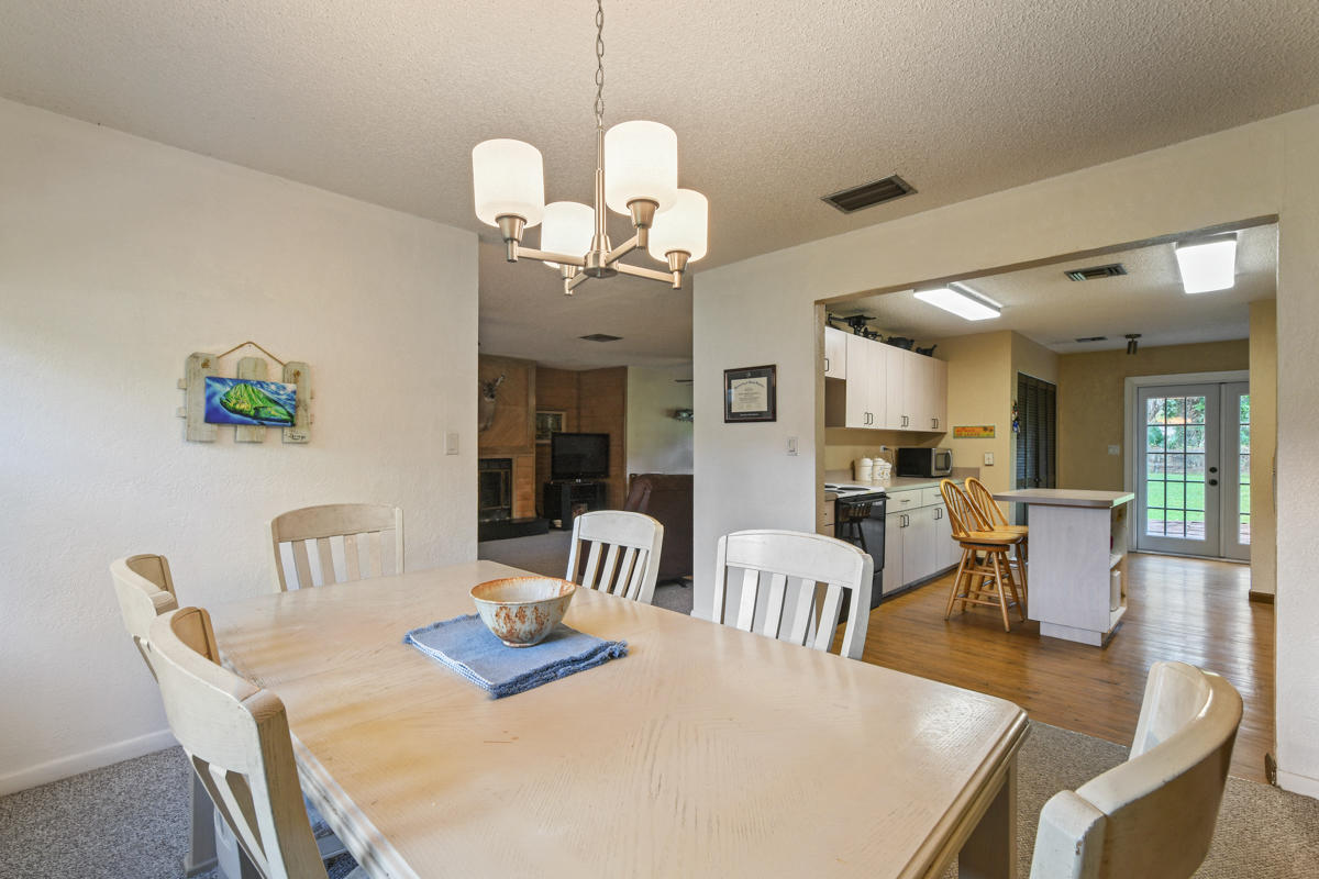 17427 Jupiter Farms Road Jupiter, FL 33478 - Photo 6 of 59 DSC_8876