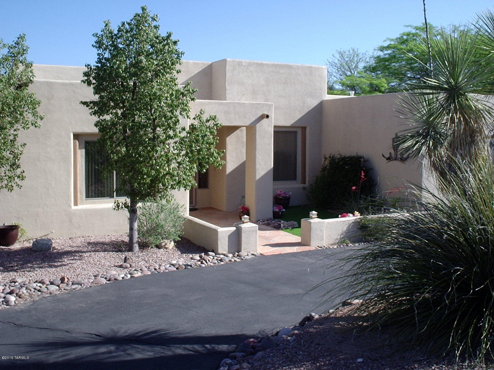 9891 East Kleindale Road Tucson, AZ 85749 - Photo 1 of 19 Gallery Image 1
