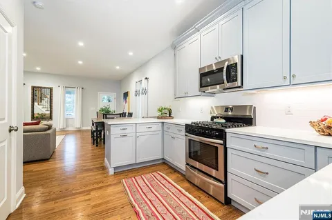 $799,000 | 91 Keyes Road, Livingston, NJ 07039