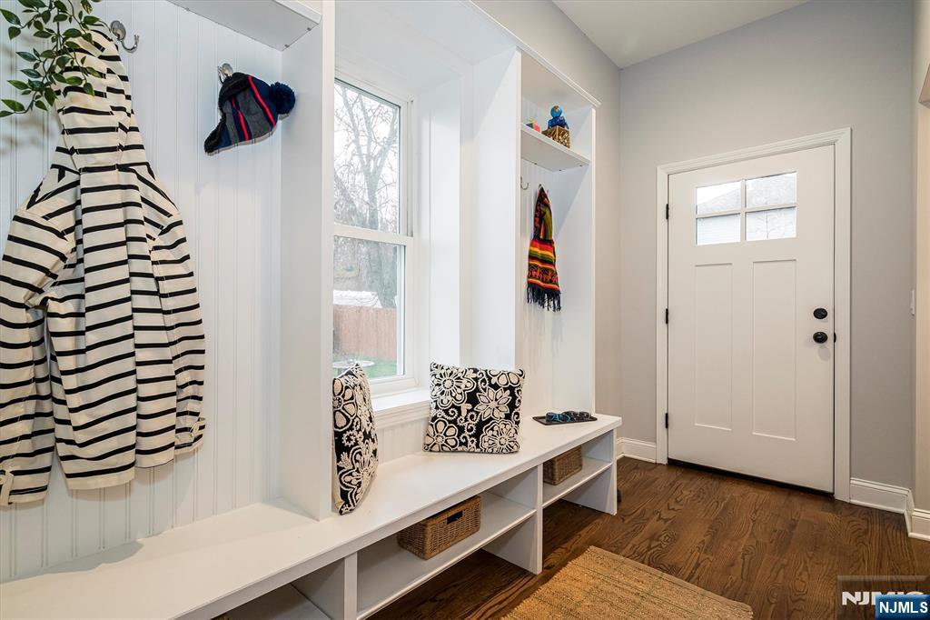 91 Keyes Road Livingston, NJ 07039 - Photo 18 of 41