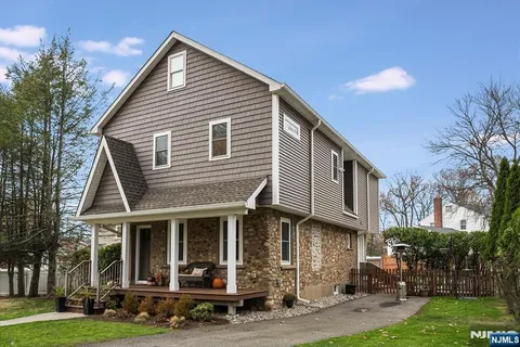 $799,000 | 91 Keyes Road, Livingston, NJ 07039