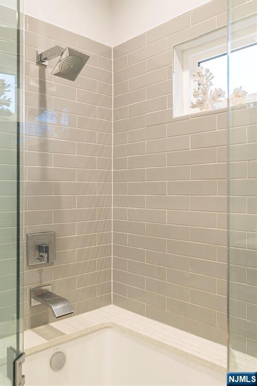 91 Keyes Road Livingston, NJ 07039 - Photo 28 of 41