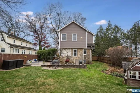 $799,000 | 91 Keyes Road, Livingston, NJ 07039