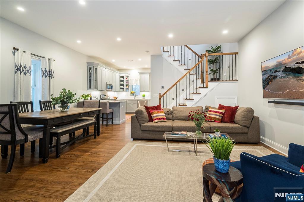 91 Keyes Road Livingston, NJ 07039 - Photo 8 of 41