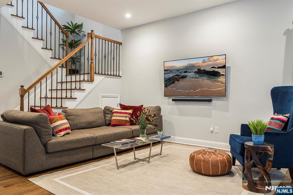 91 Keyes Road Livingston, NJ 07039 - Photo 9 of 41