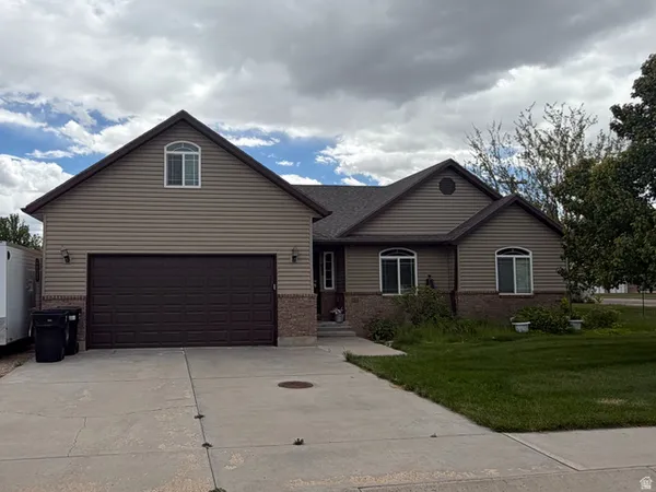 $385,900 | 640 East 600 North, Roosevelt, UT 84066