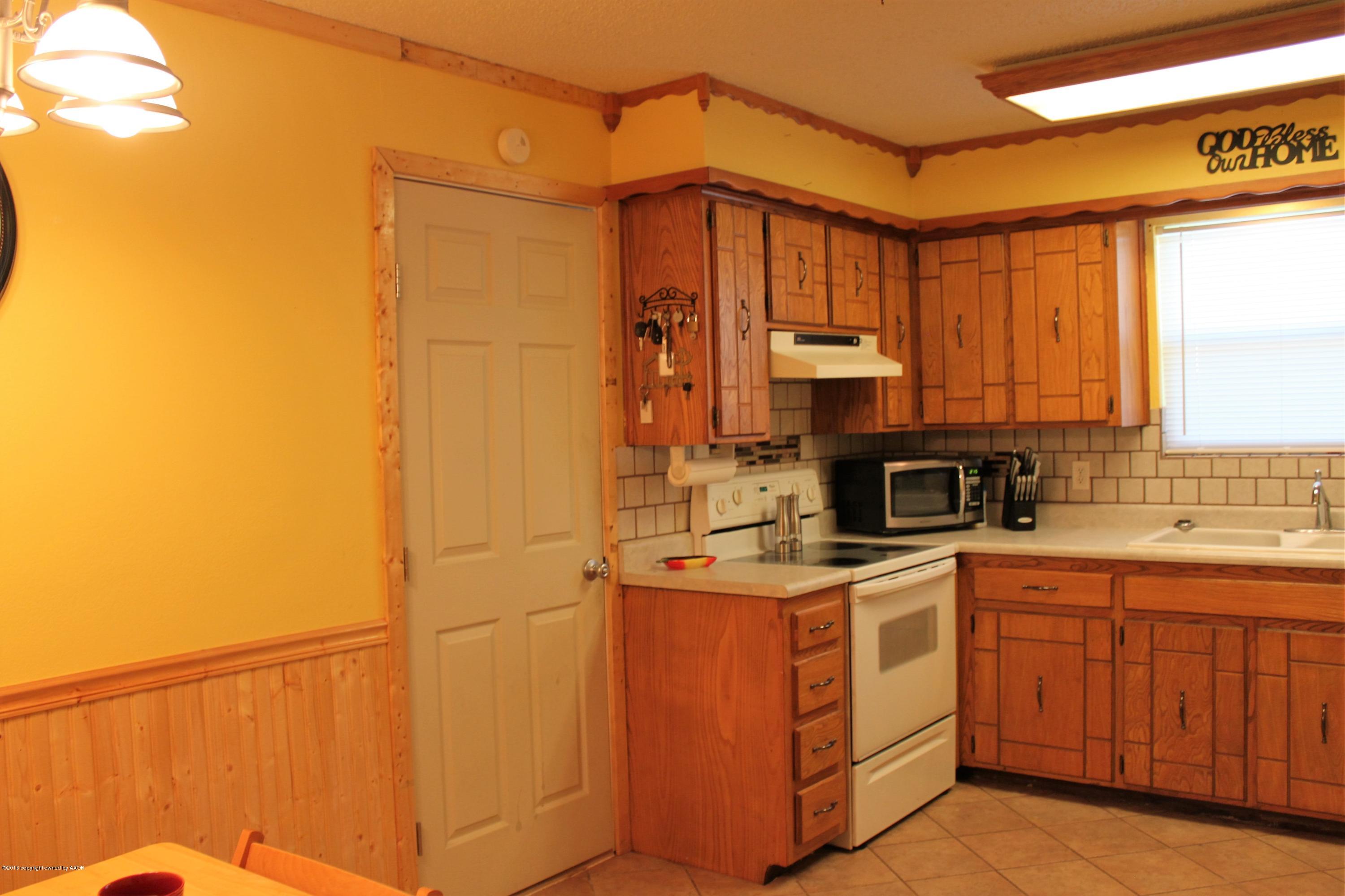 4416 Bowie Street Amarillo, TX 79110 - Photo 7 of 18 IMG_4065