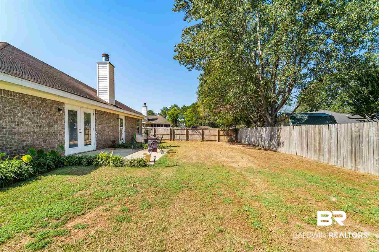 507 Meadow Lane Foley, AL 36535 - Photo 18 of 19 Patio