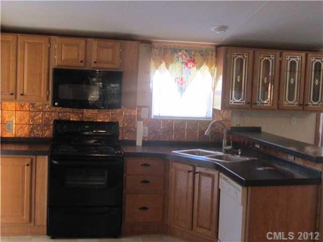 3770 Rene Lane Maiden, NC 28650 - Photo 6 of 15 Gallery Image 6