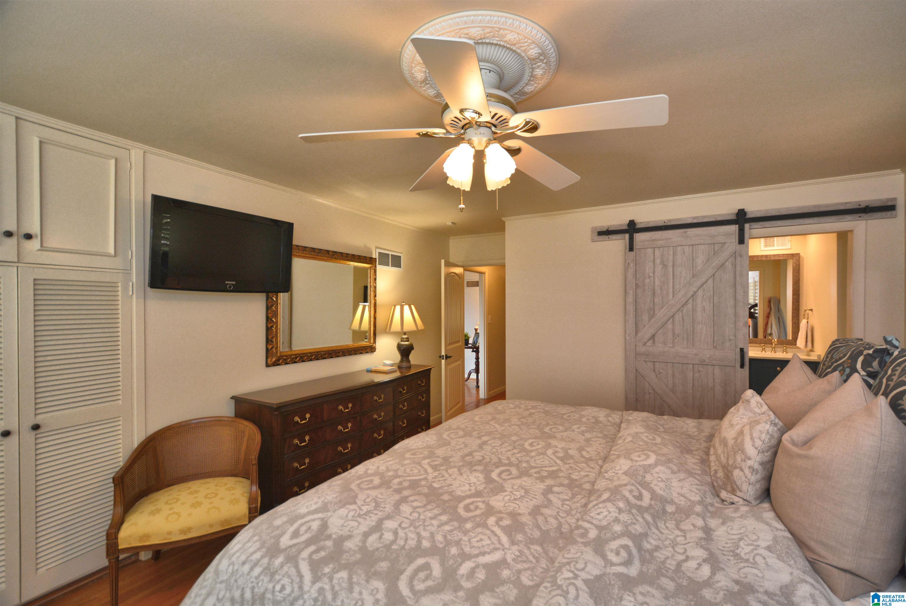 2420 Shades Crest Road Birmingham, AL 35216 - Photo 29 of 58