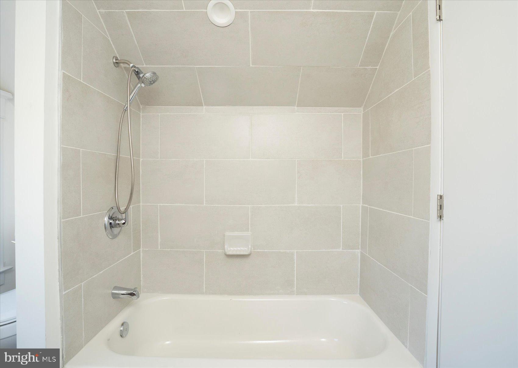 4315 Wentworth Road Baltimore, MD 21207 - Photo 35 of 39 Gallery Image 35