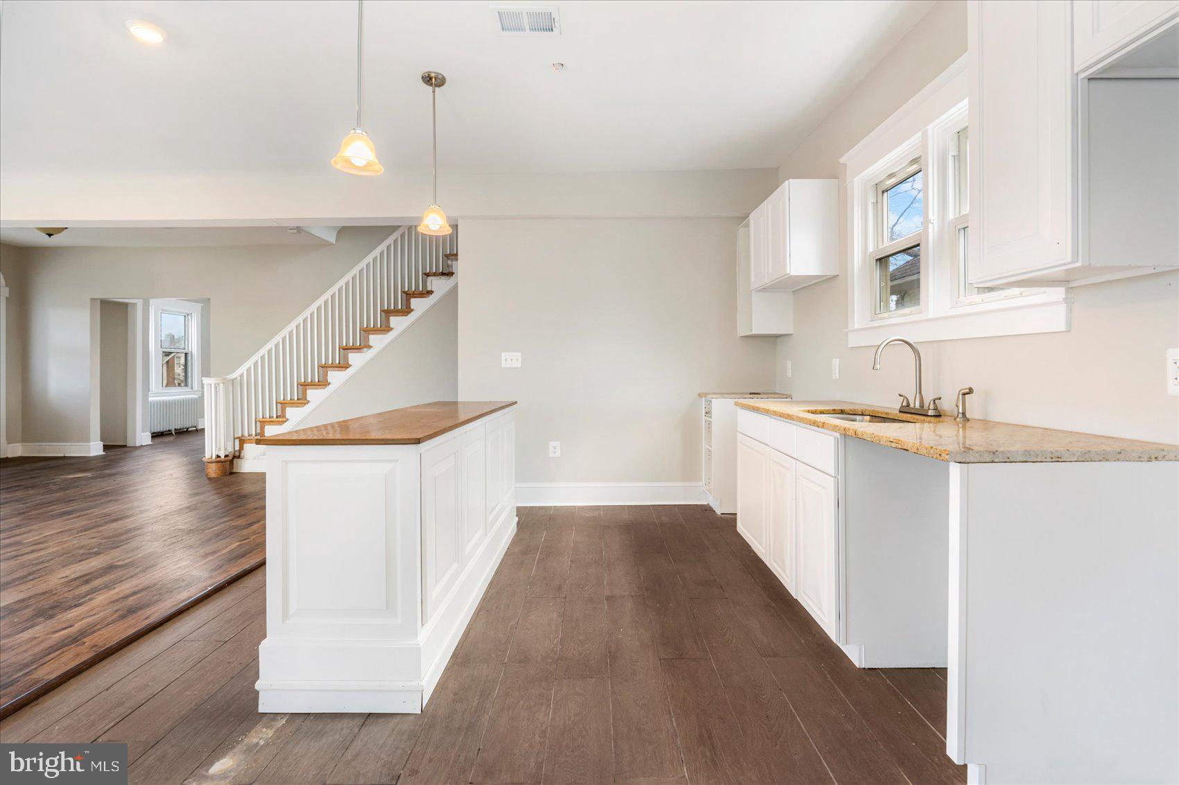 4315 Wentworth Road Baltimore, MD 21207 - Photo 9 of 39 Gallery Image 9