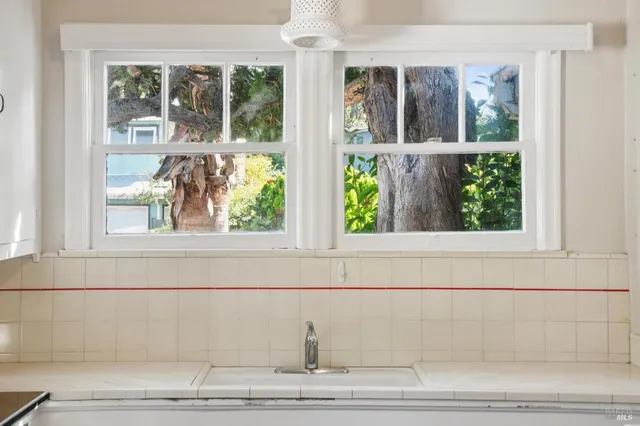 $649,000 | 618 Galland Street, Petaluma, CA 94952