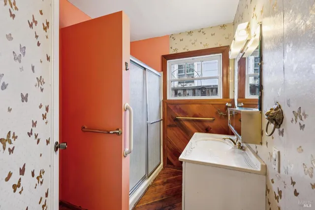 $649,000 | 618 Galland Street, Petaluma, CA 94952