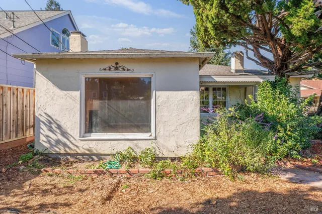 $649,000 | 618 Galland Street, Petaluma, CA 94952