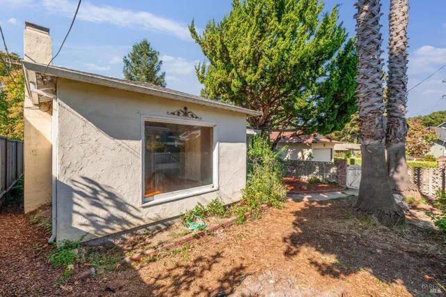 $649,000 | 618 Galland Street, Petaluma, CA 94952
