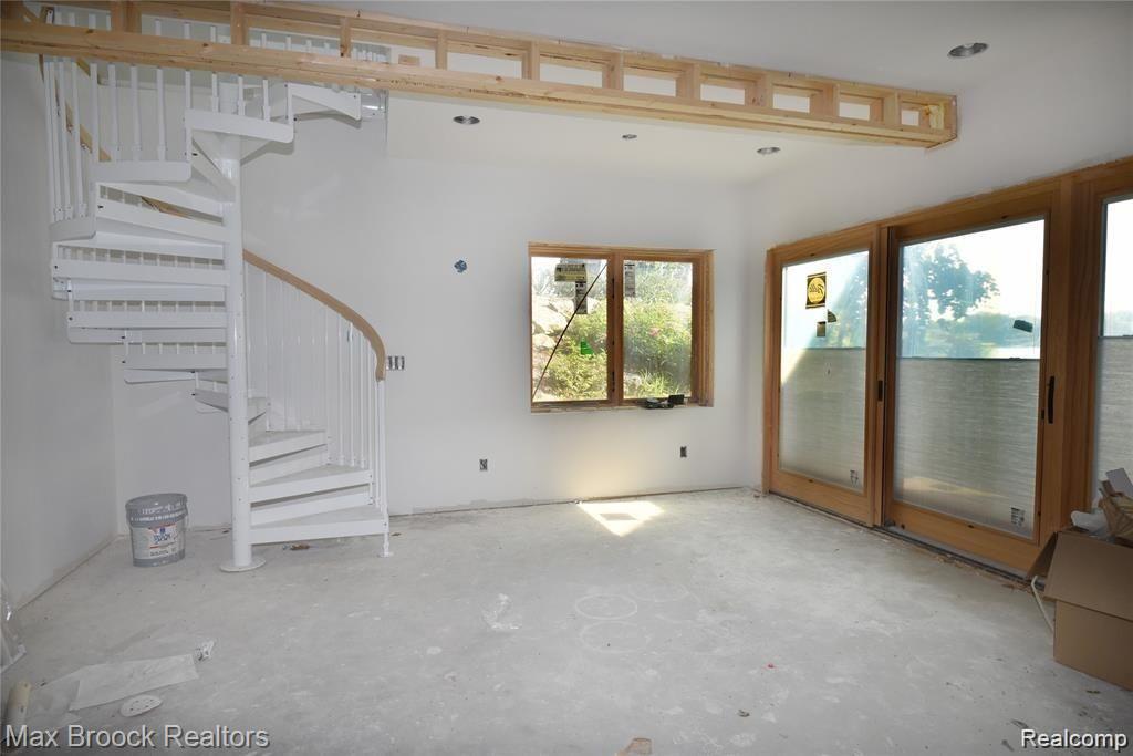 4200 Commerce Road West Bloomfield, MI 48324 - Photo 24 of 41