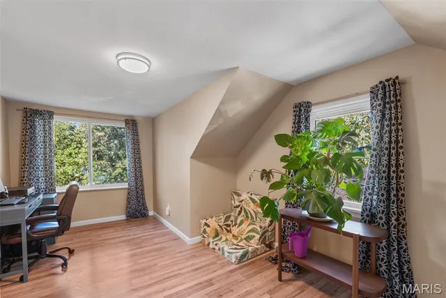 $390,000 | 107 St George Place, St. Louis, MO 63119