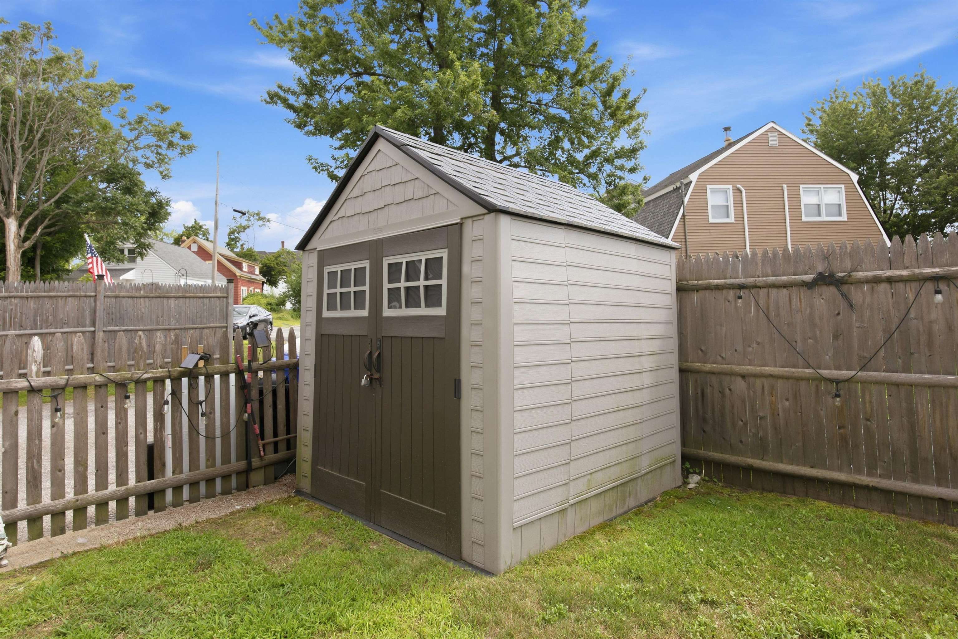 25 Dearborn Street Manchester, NH 03103 - Photo 13 of 49