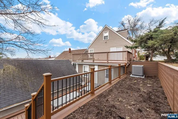 $3,750 | 755 Oak Street, Ridgefield, NJ 07657