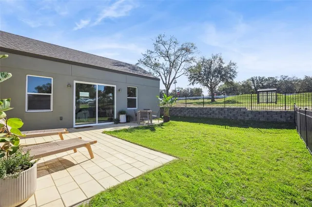 $399,900 | 430 Skyfield Court, Weirsdale, FL 32195