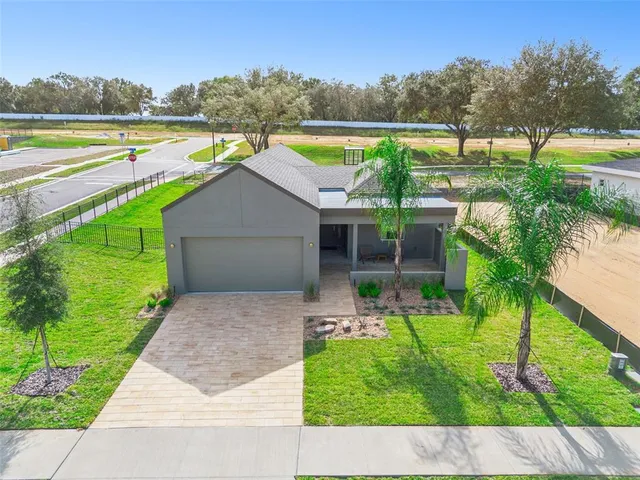 $399,900 | 430 Skyfield Court, Weirsdale, FL 32195