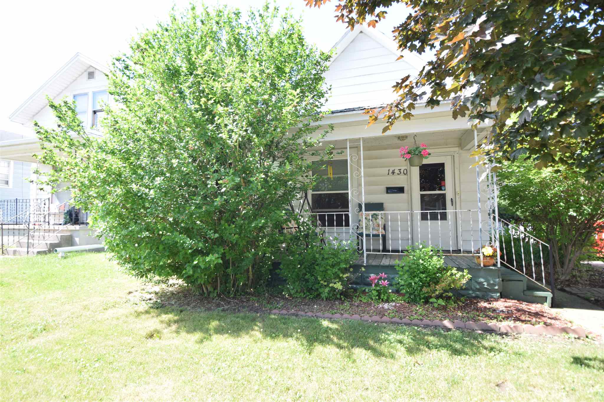1430 Sinclair Street Fort Wayne, IN 46808 - Photo 1 of 15 Gallery Image 1