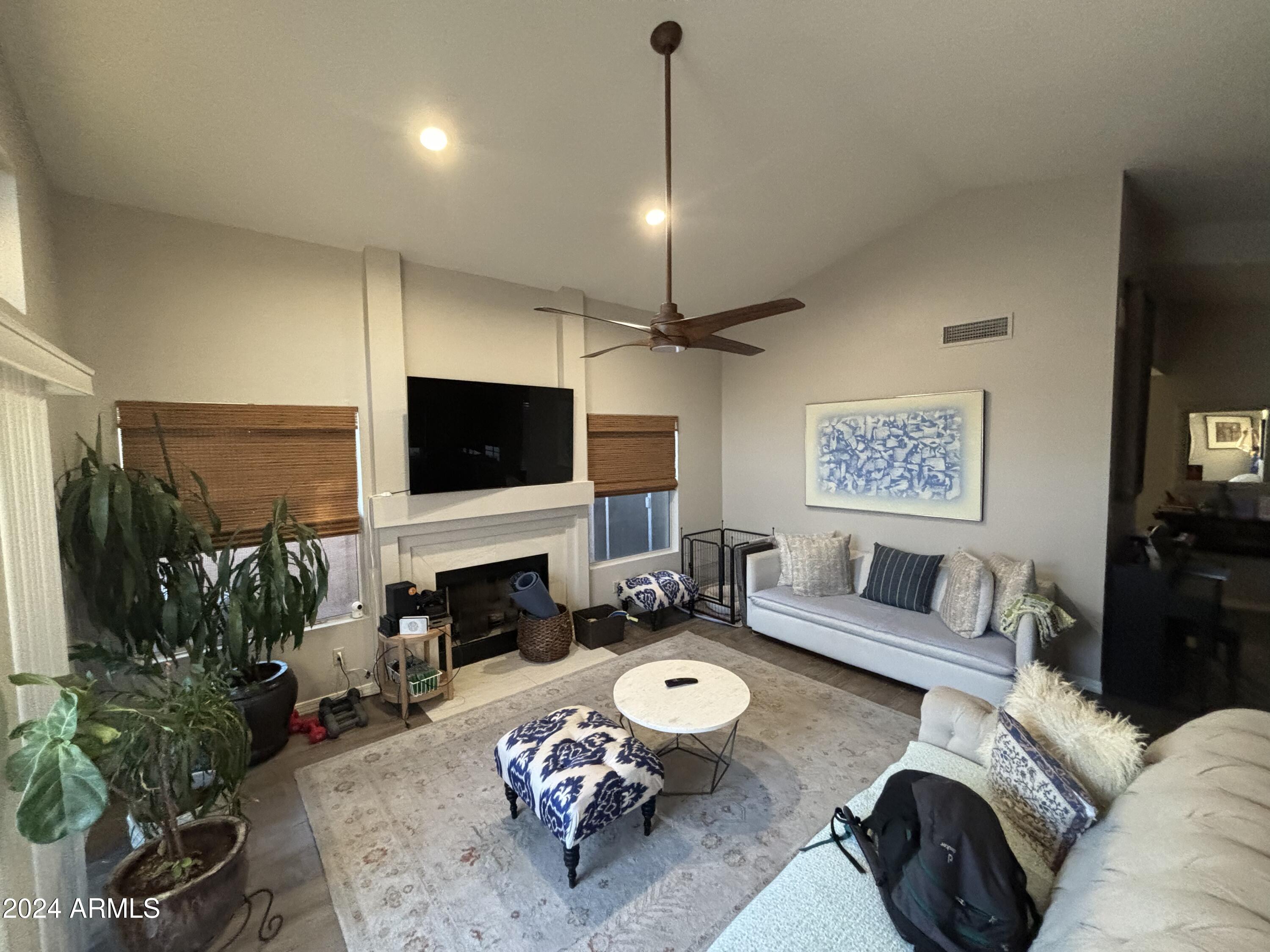 4109 East Mercer Lane Phoenix, AZ 85028 - Photo 14 of 37 Family Room