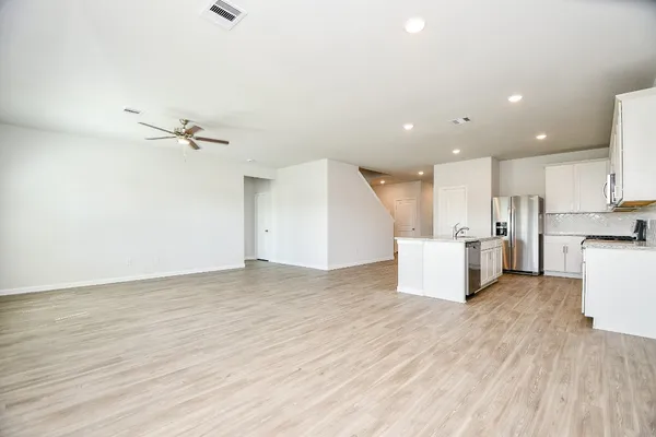 $2,500 | 23303 Happy Meadow Lane, Katy, TX 77493