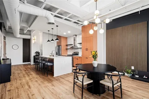 $600,000 | 805 Peachtree Street Northeast, Unit 521, Atlanta, GA 30308