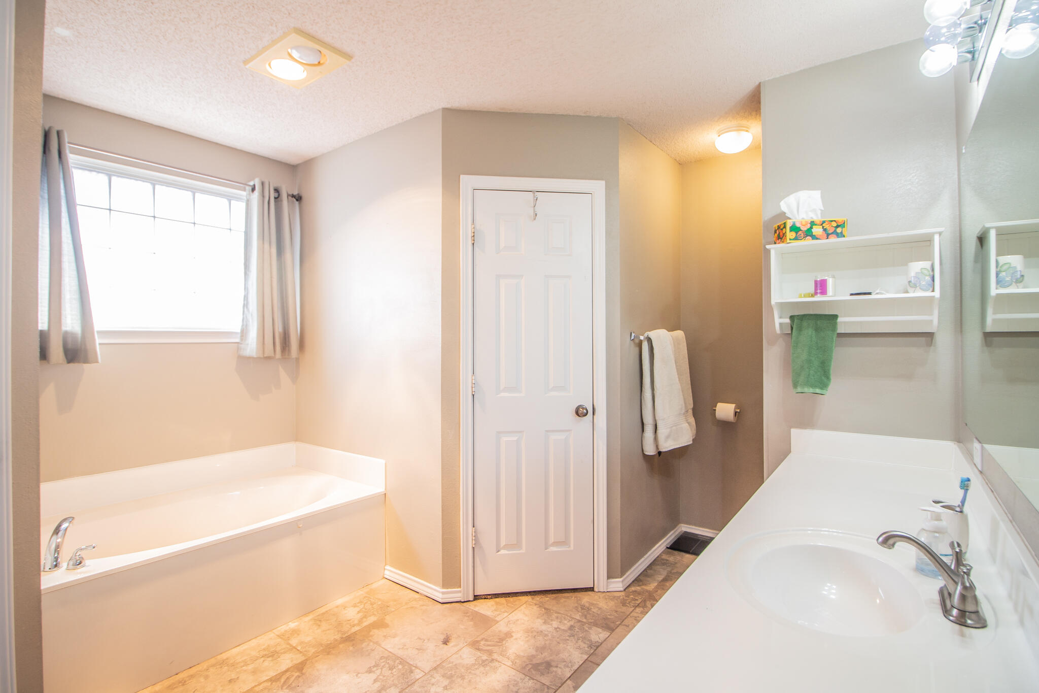 6715 86th Street Lubbock, TX 79424 - Photo 16 of 28 IMG_6281