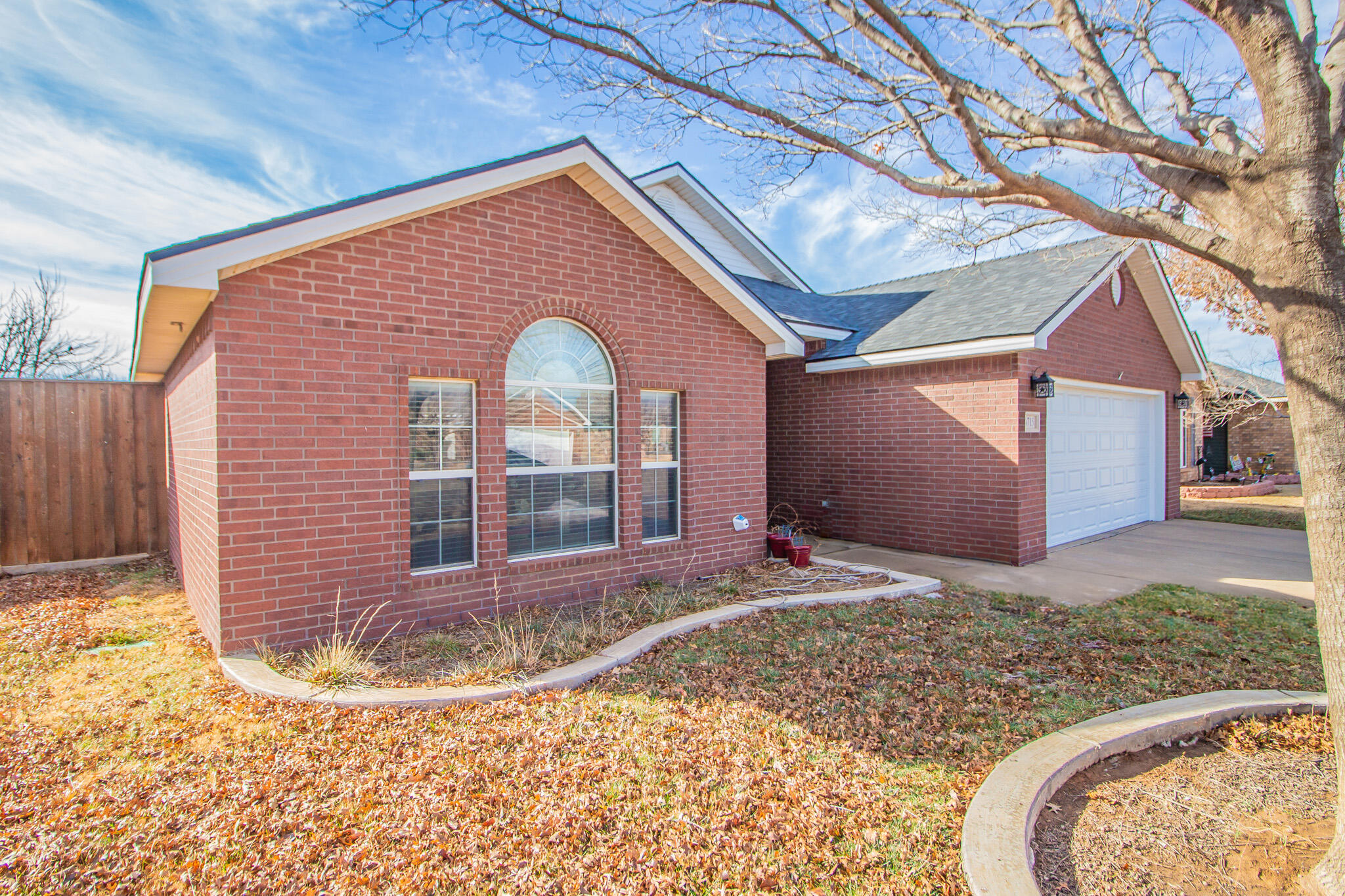 6715 86th Street Lubbock, TX 79424 - Photo 2 of 28 IMG_6299