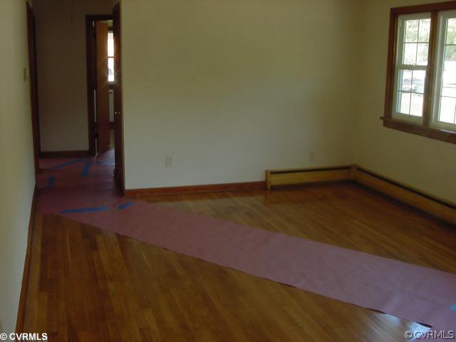 503 East Huntsman Road Sandston, VA 23150 - Photo 3 of 4 Living Room