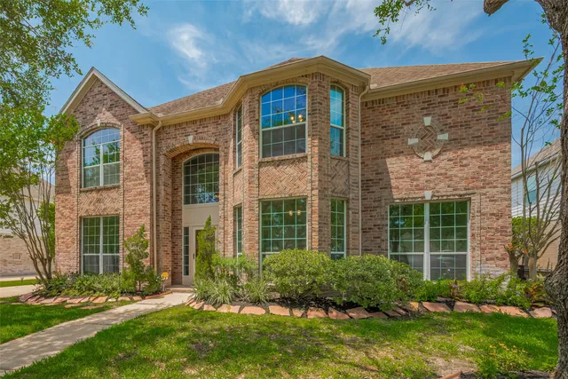 $499,000 | 9205 Sunridge Court, Pearland, TX 77584