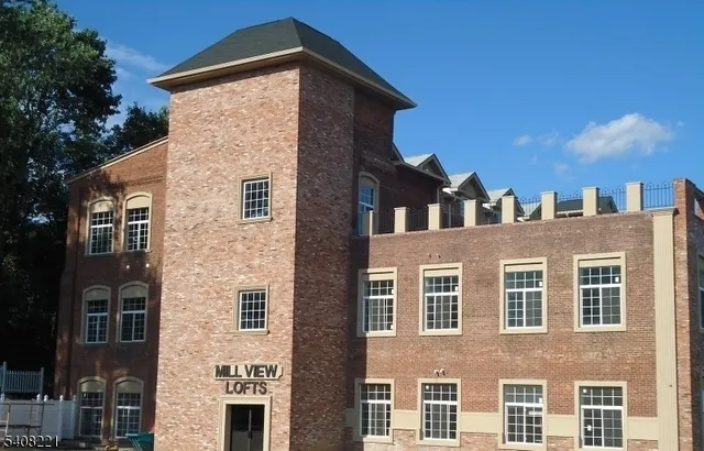 $2,550 | 55 Westervelt Avenue, Hawthorne, NJ 07506