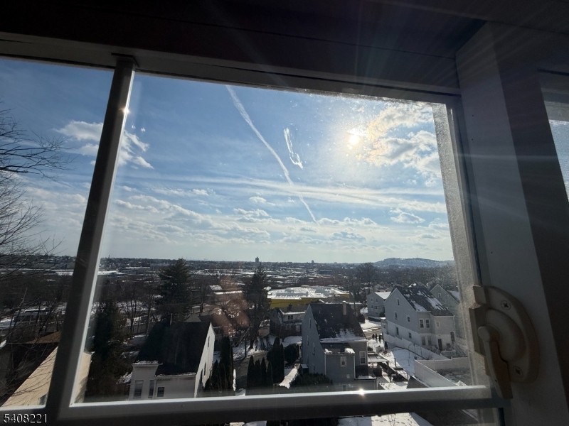 55 Westervelt Avenue Hawthorne, NJ 07506 - Photo 9 of 22