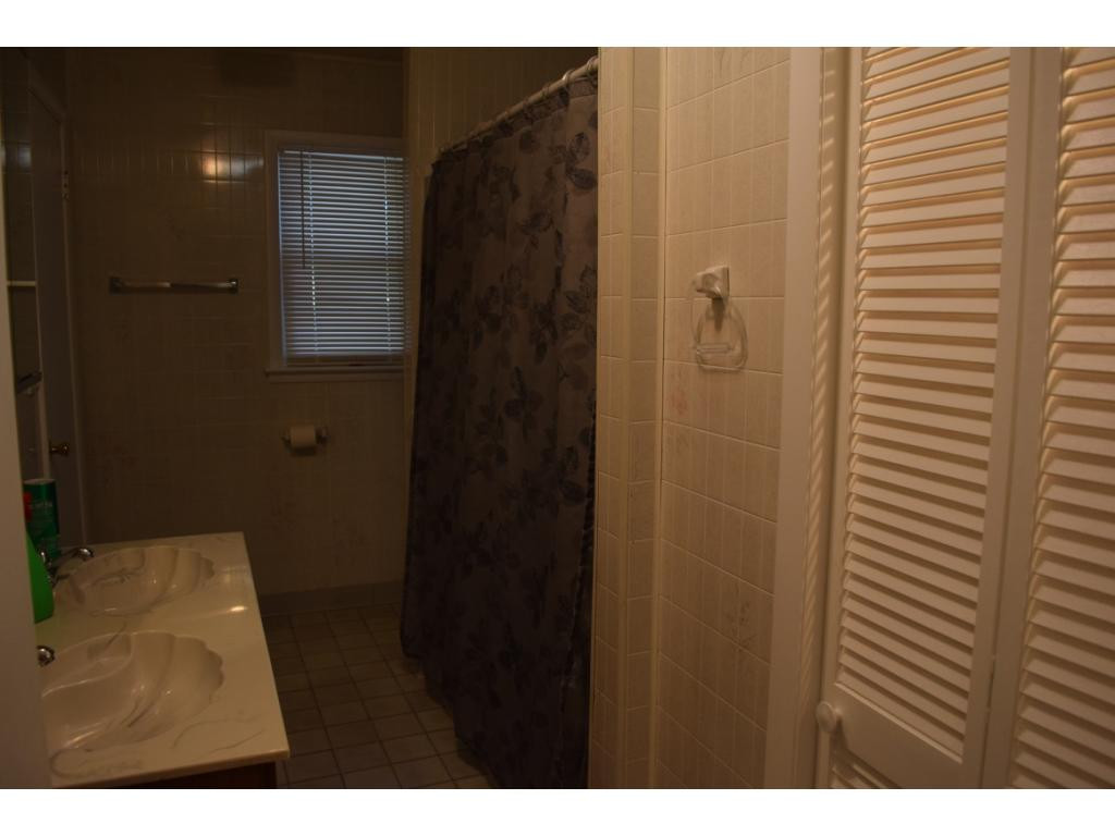 133 Judge Ben Allen Road Elizabethton, TN 37643 - Photo 13 of 23 Photo 13